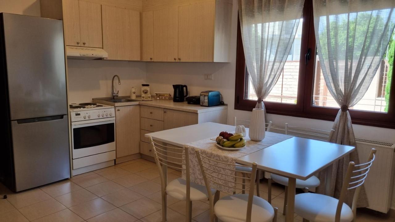 Cypress Garden House Apartment Gazi Exterior foto